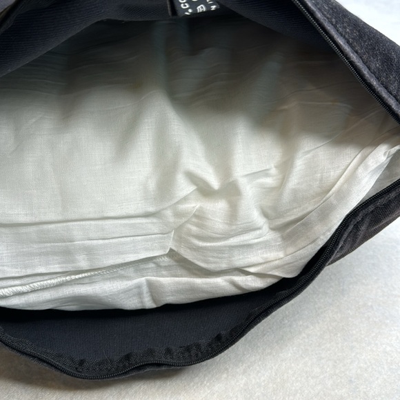 VERSACE GRAY VELVET GOLD STUDDED MEDUSA GREEK KEY ACCENT THROW PILLOW - Picture 8 of 8